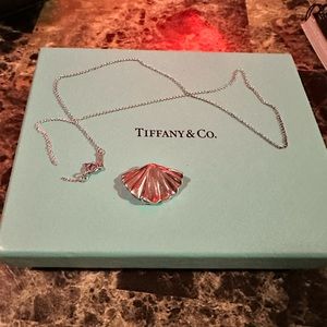 Tiffany shell with necklace